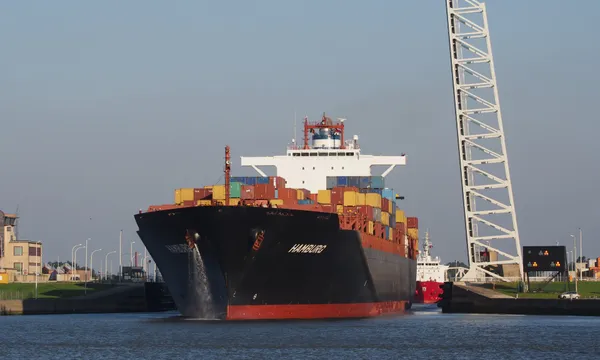 Door to Door Shipping from China: The Ultimate Guide (2026)